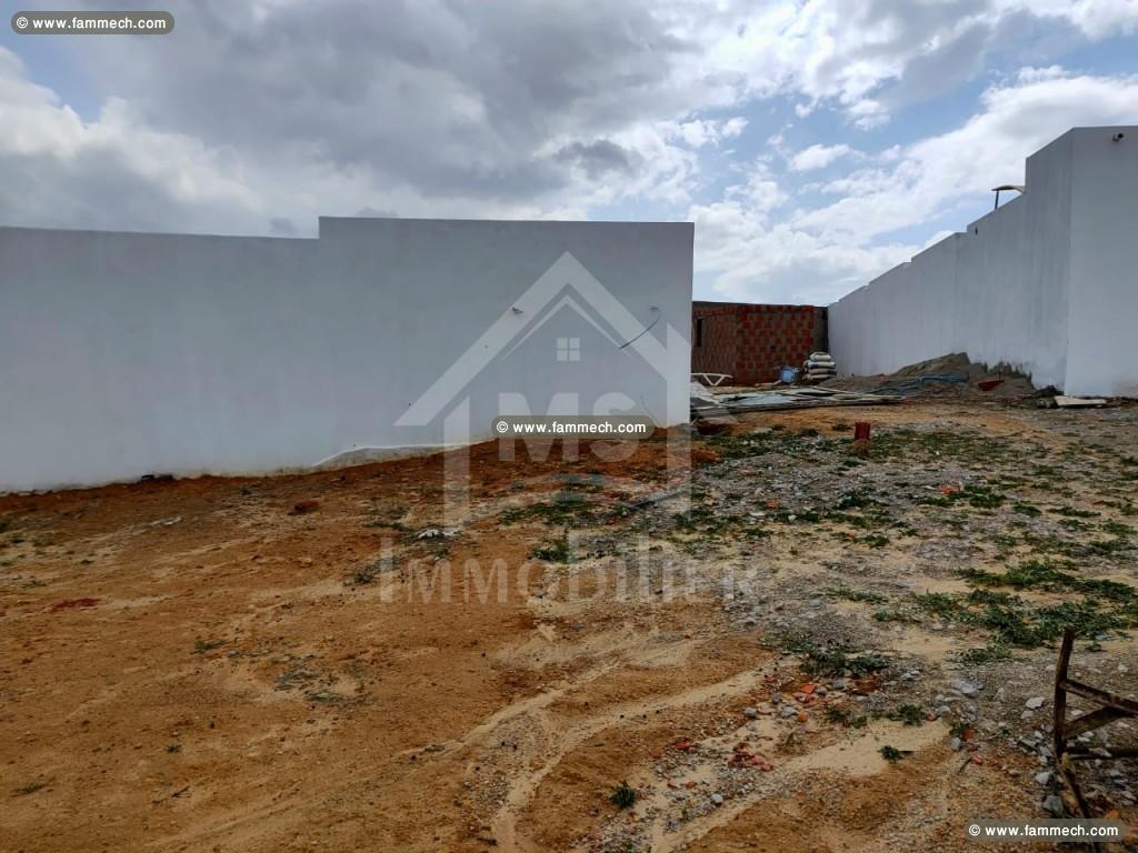à vendre un terrain à HAMMAMET sud 51333131
