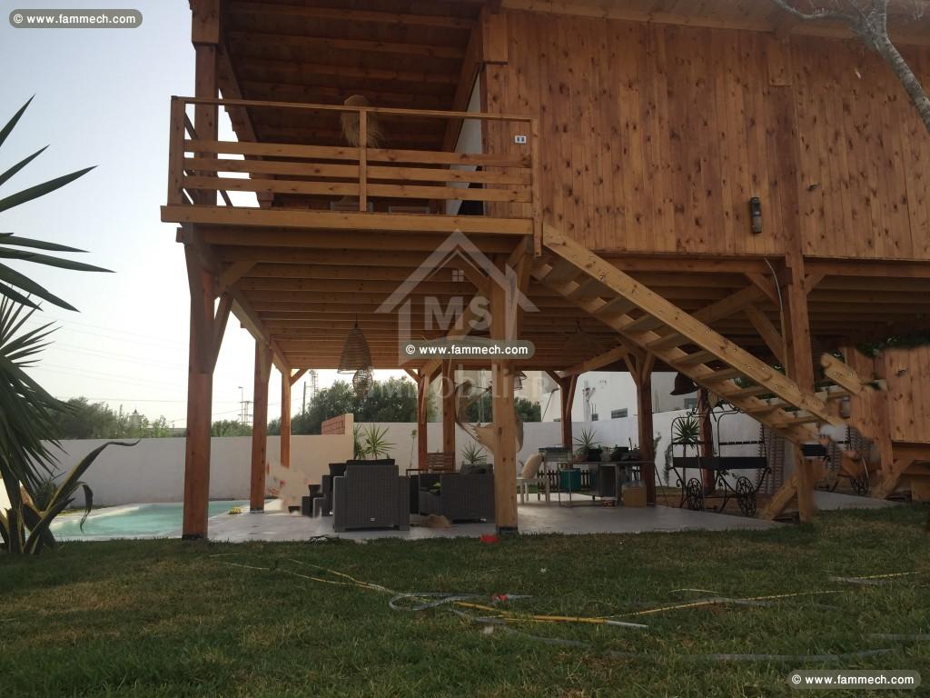 à vendre une charmante villa en BOIS à HAMMAMET 