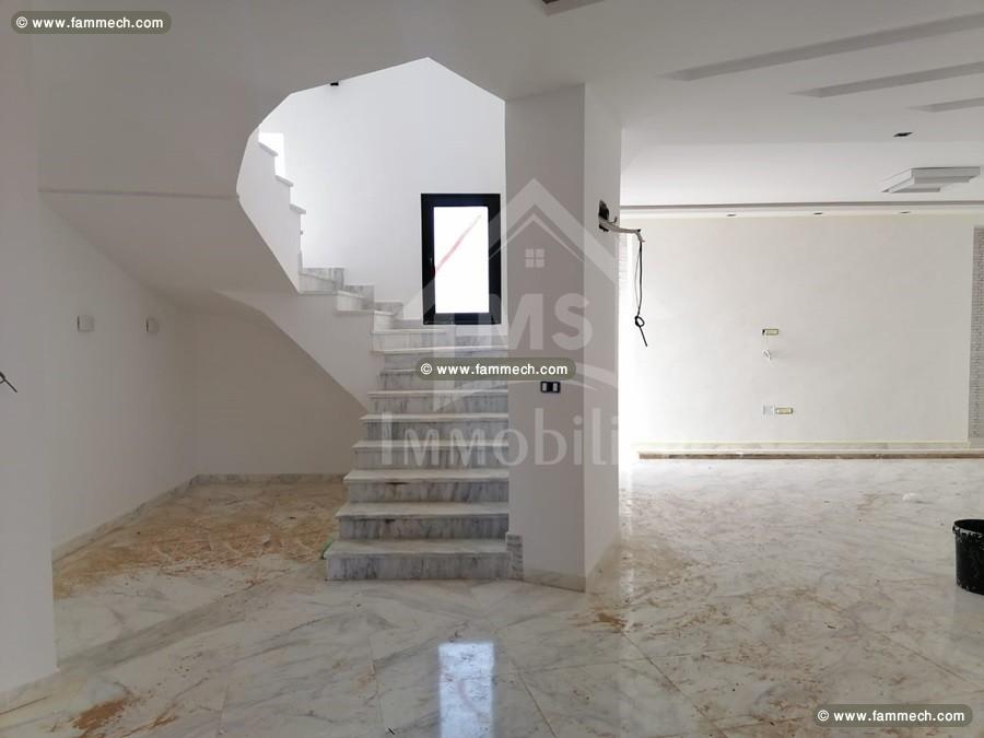 à vendre une magnifique VILLA à HAMMAMET NORD 