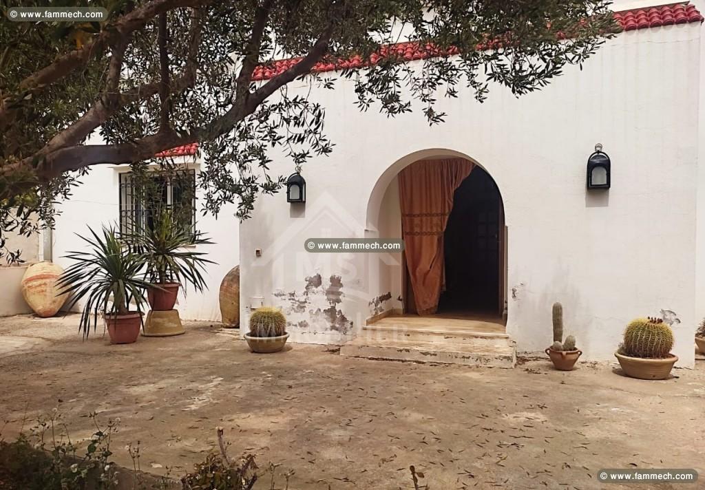à vendre une villa à hammamet centre 51333131