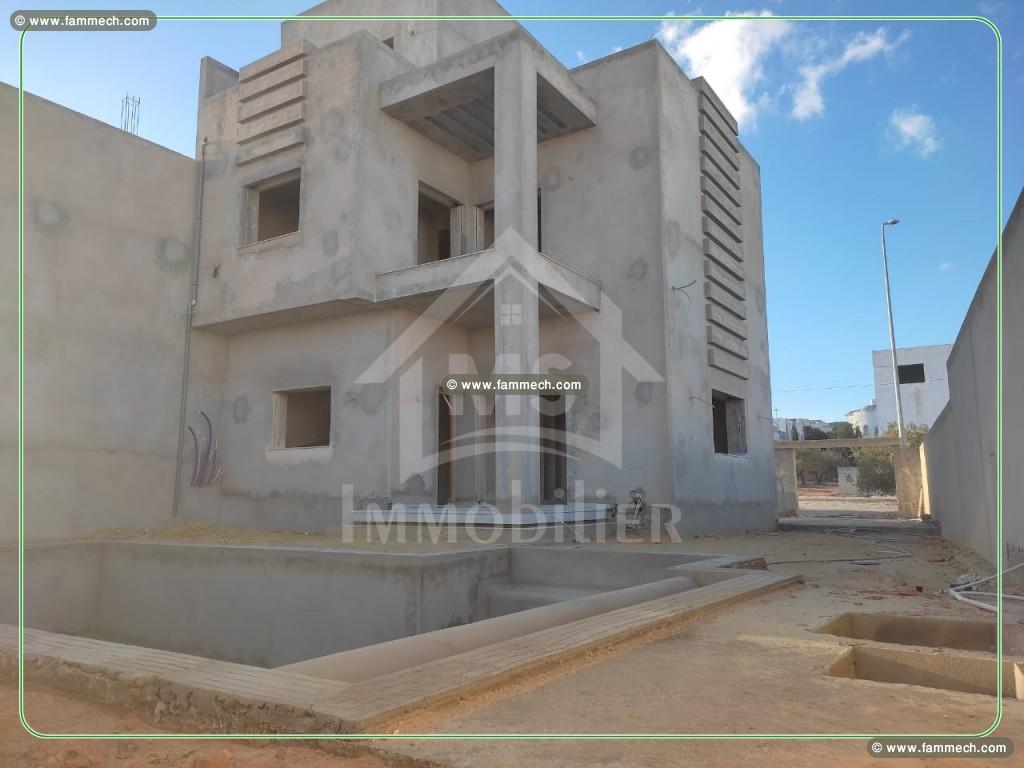 à vendre une villa inachevé à HAMMAMET NORD