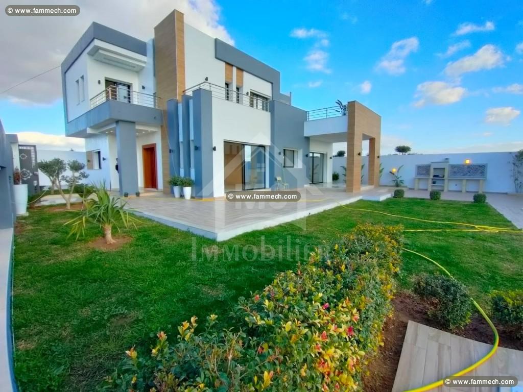 à vendre une villa S+4 à SIDI HAMMAD 51333131