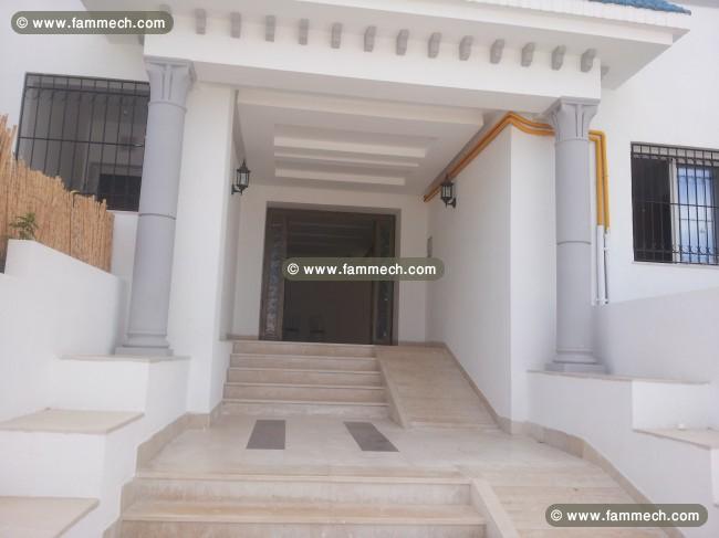 appartement au zone touristique façe nozha beach