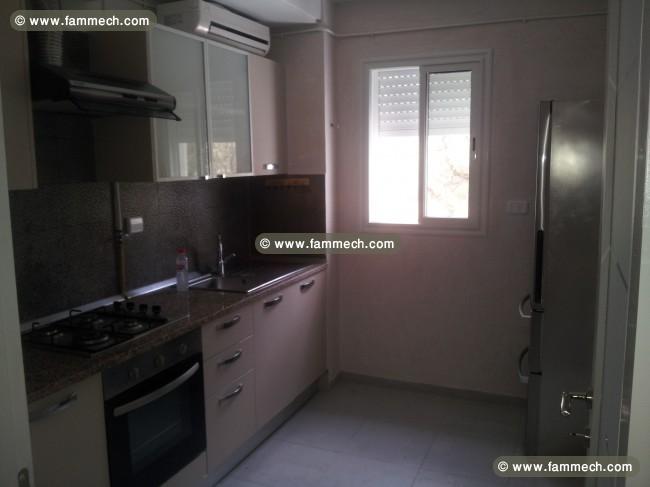 appartement au zone touristique façe nozha beach