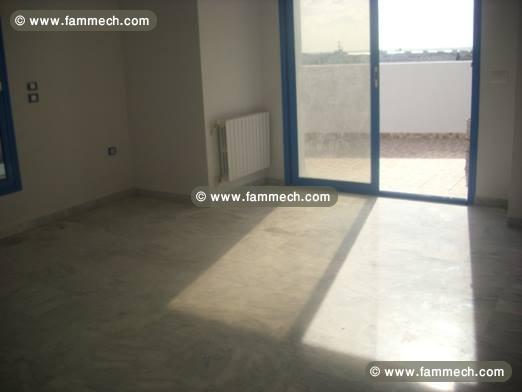 Appartement avec grande terrasse donnant belle vue