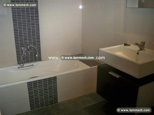 Appartement El Mahrajenne réf AV811 Menzeh 2  