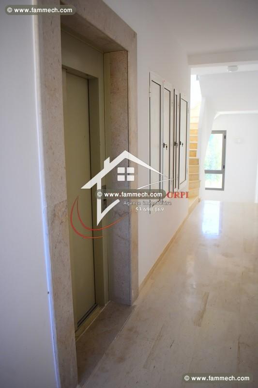 appartement s+2 à vendre vue sur la mer àbaghdedi