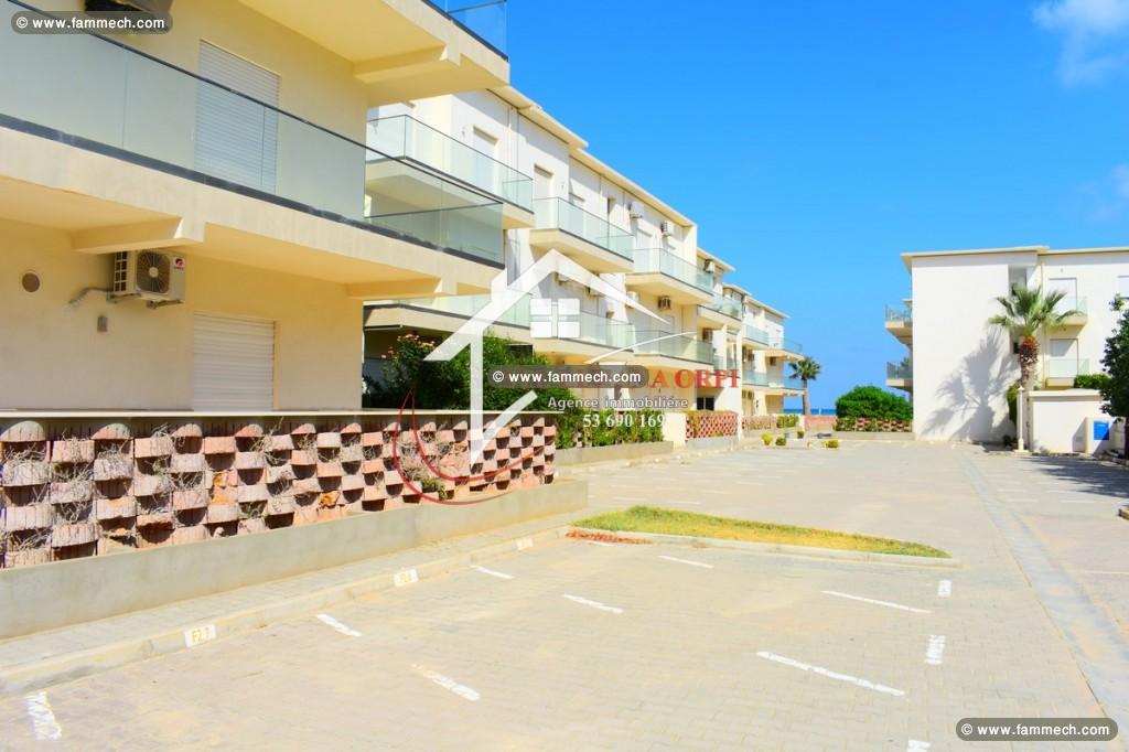 appartement s+2 à vendre vue sur la mer àbaghdedi
