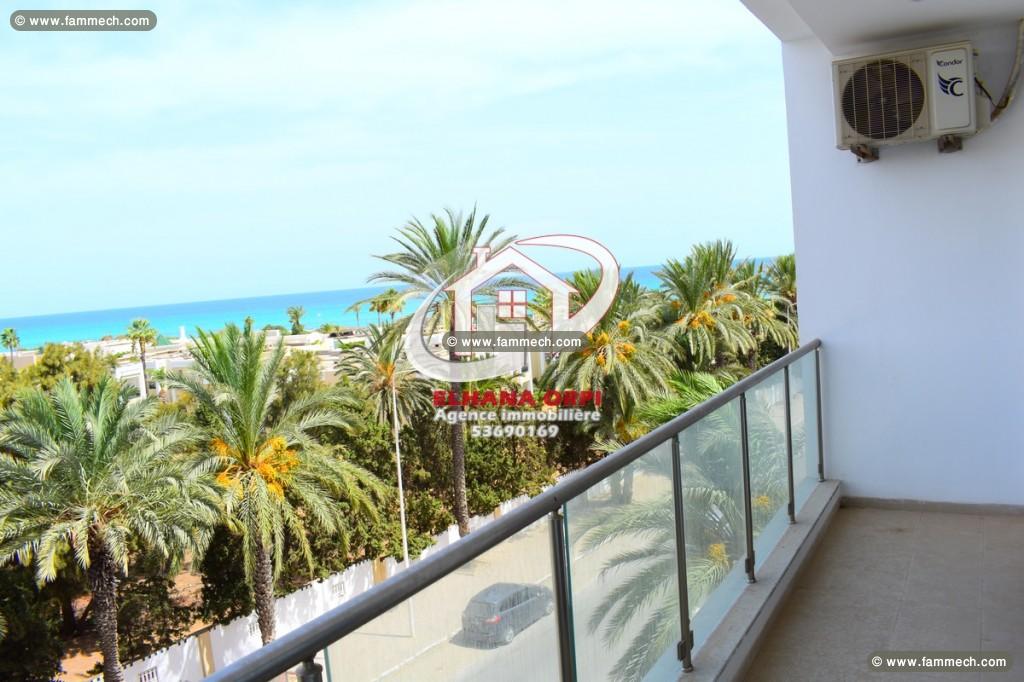appartement s+2 vue sur mer et pied dans l’eau 