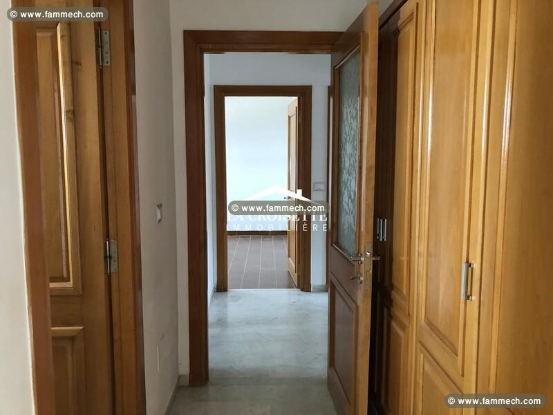 Appartement S+3 à Ain Zaghouan Nord MAL0880