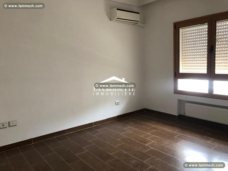 Appartement S+3 à Ain Zaghouan Nord MAL0880