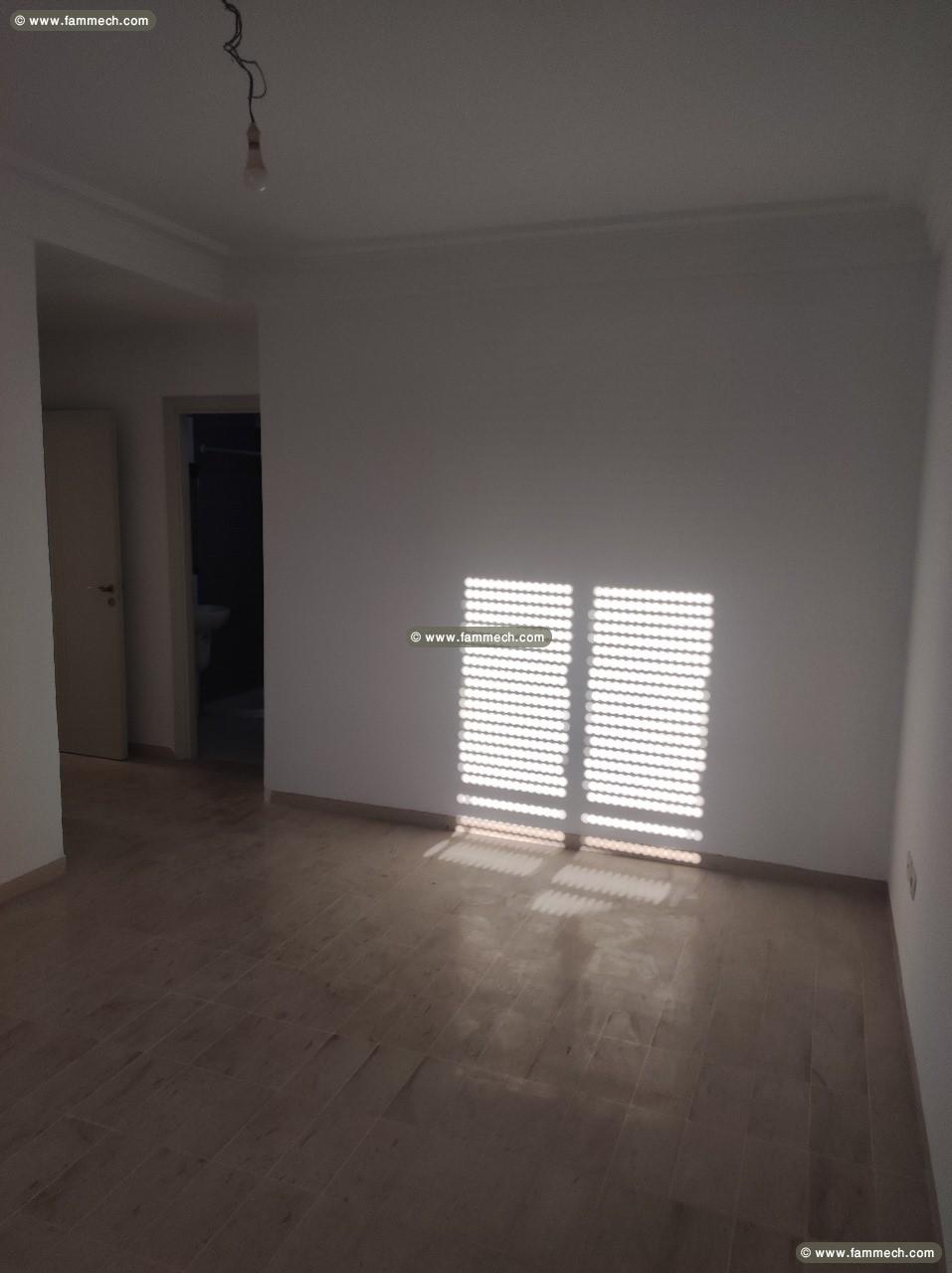 Appartement S+3 à Chouchet Rades