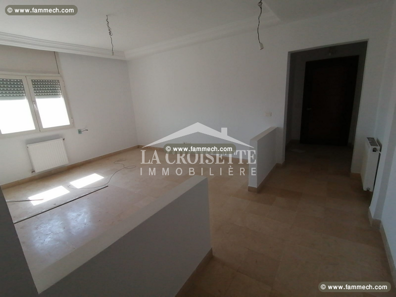 Appartement S+3 à L'aouina MAL0898