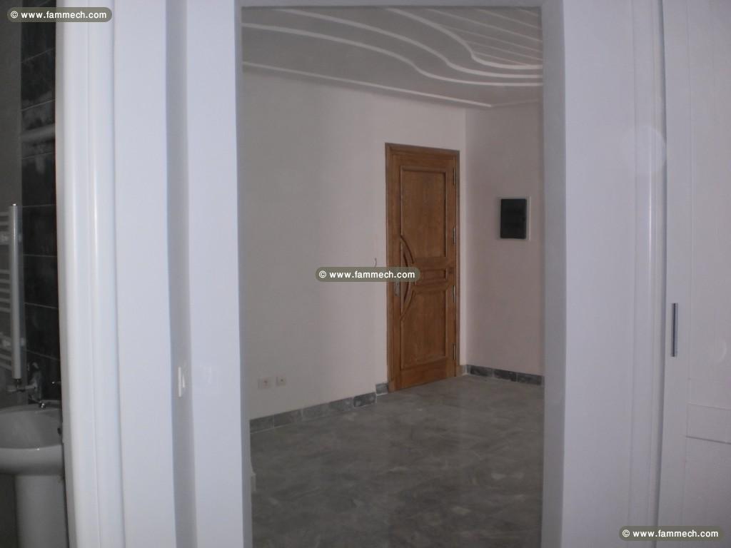 APPartement S+3 kebli avec place de parking