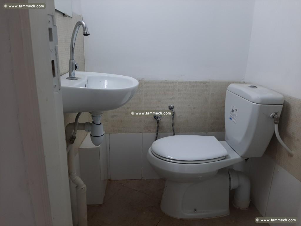 Appartement S+3, usage bureau, au Centre urbain No