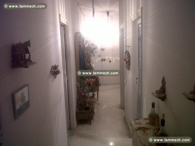 appartement s+4 à menzeh 9 