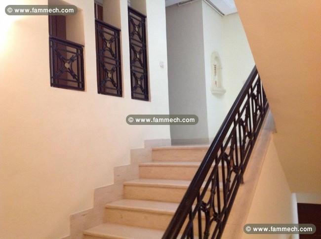 Appartement S+4 La Soukra