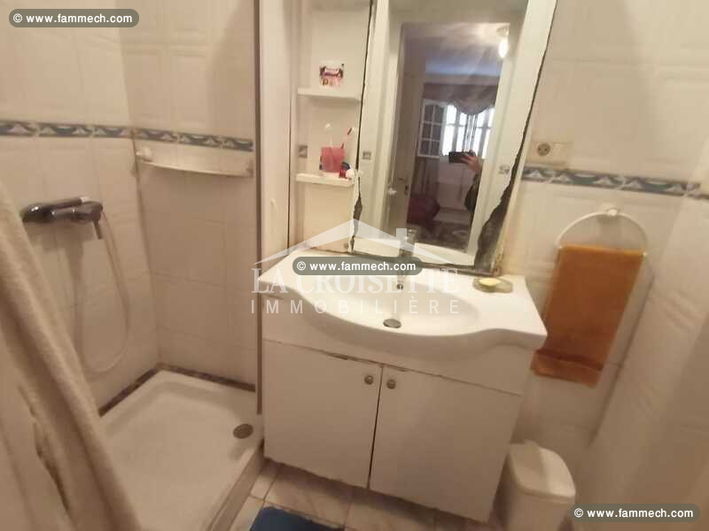 Appartement S+4 pour un usage bureautique à Bhar L