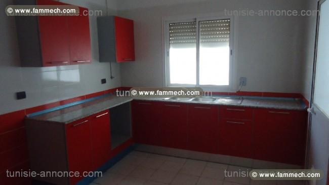 appartement s+3 hammam lif sur route principale