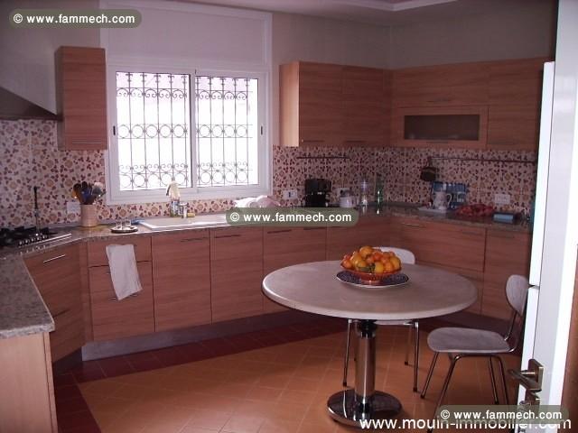 AV518 Dar Ifriqyia proche centre ville 
