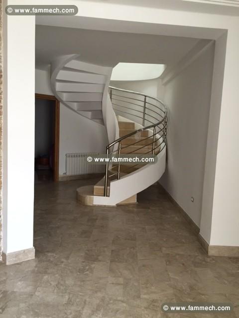Beau duplex neuf