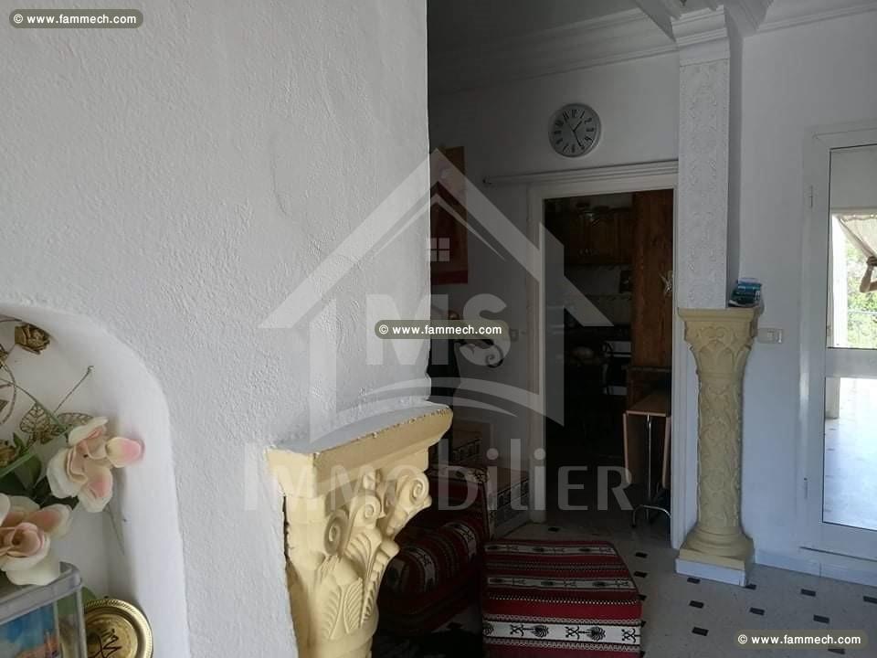 Bel étage de villa S+3 à vendre à Hammamet 