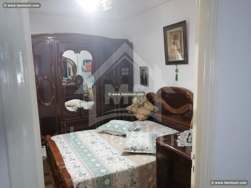Bel étage de villa S+3 à vendre à Hammamet 