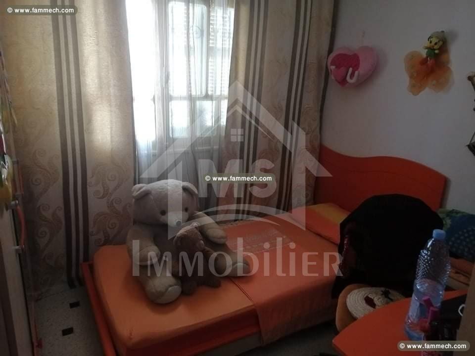 Bel étage de villa S+3 à vendre à Hammamet 