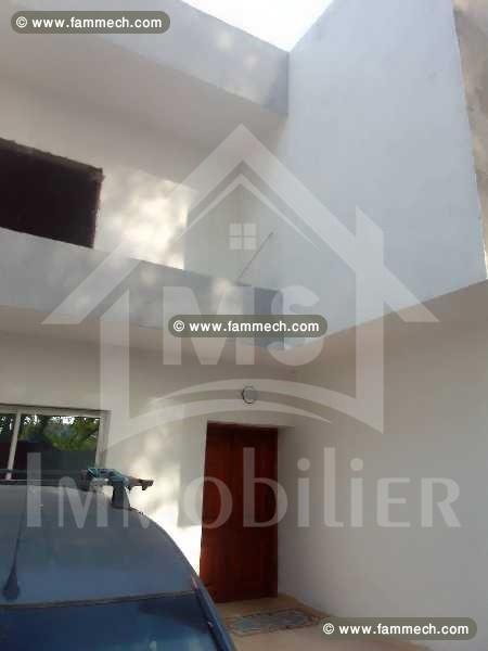 Belle maison avec étage inachevé à vendre à 270 MD