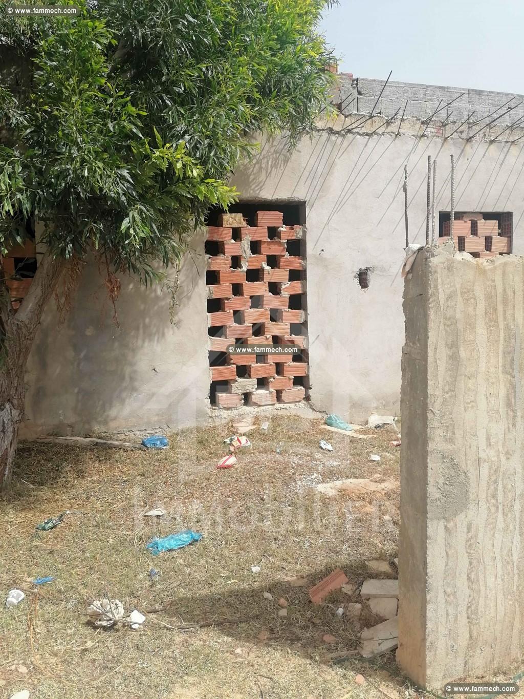 Belle maison inachevée à vendre à Hammamet Nord 
