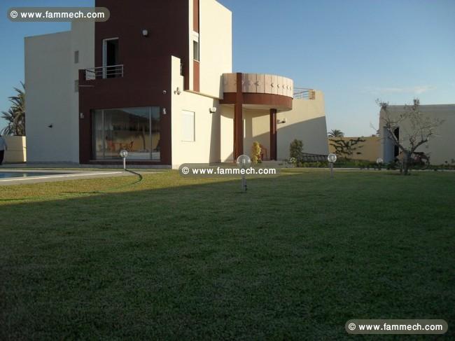 BELLE VILLA A 1 ETAGE