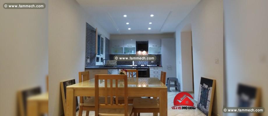 BELLE VILLA AVEC PISCINE À VENDRE - RÉF V515