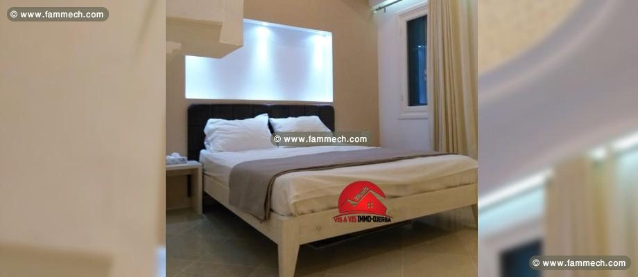 BELLE VILLA AVEC PISCINE À VENDRE - RÉF V515