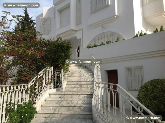 Brillante Villa avec piscine à Gammarth supérieur