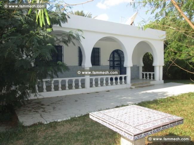 Bungalow 338m² pied dan l’eau dans  la zone touris