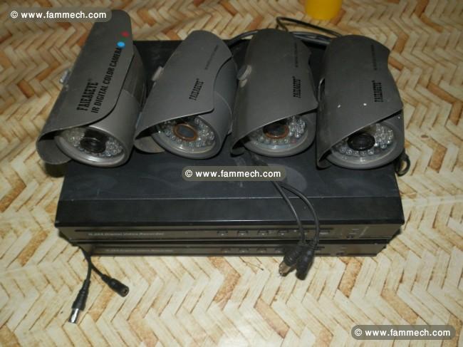 Camera surveillance deux DVR  enregistreurs compla