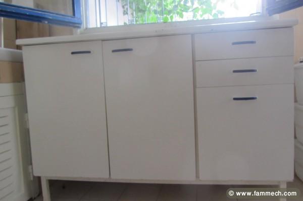 canapés, lits, meubles de cuisine, rangement