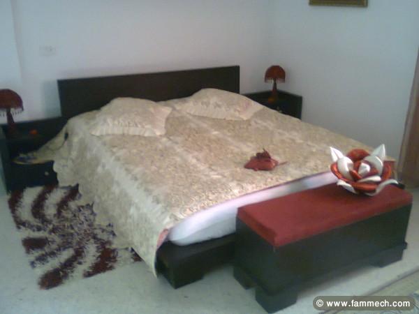 Chambre à coucher en très très bonne état
