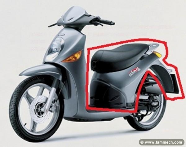 cherche carénage arrière de scooter Malaguti Ciak 