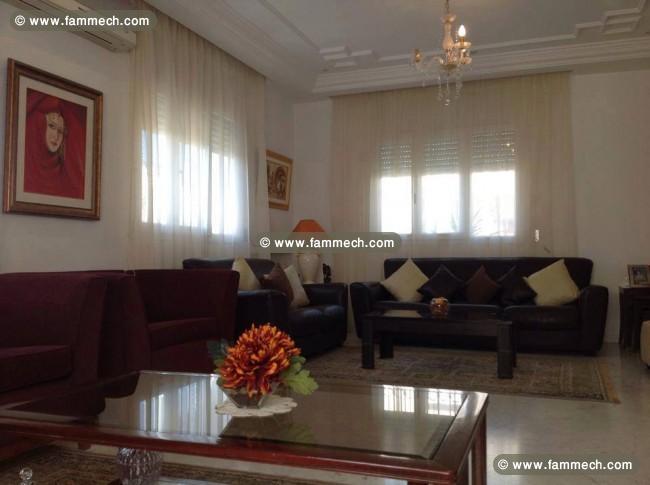 coquette villa à la soukra 
