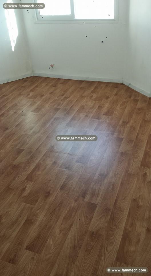couvre de sol en vinyle