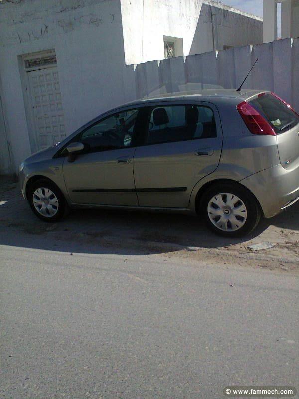dame vend sa belle punto grande