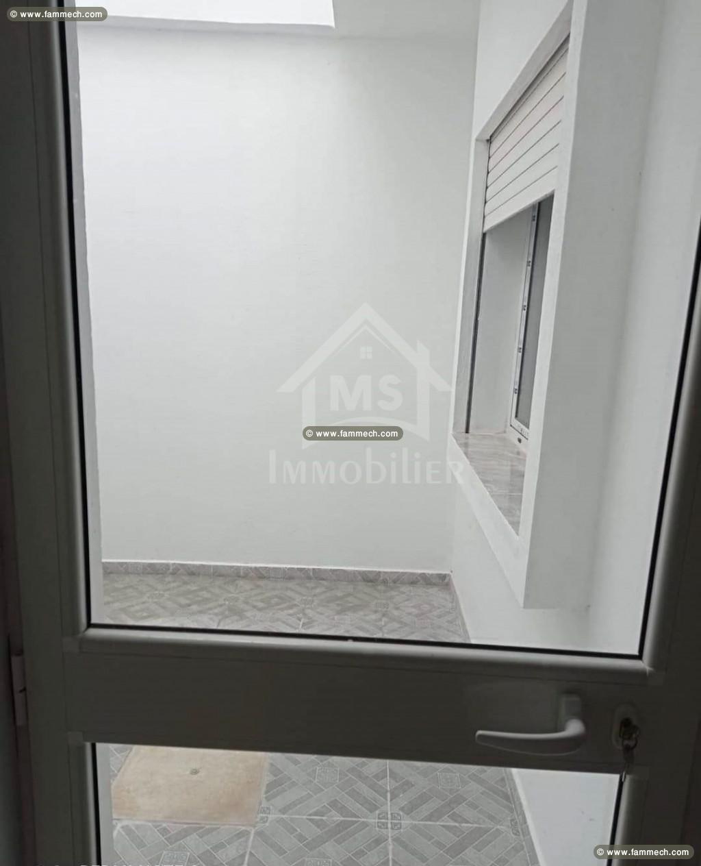 Deux appartements à vendre à 280 MD 51355351