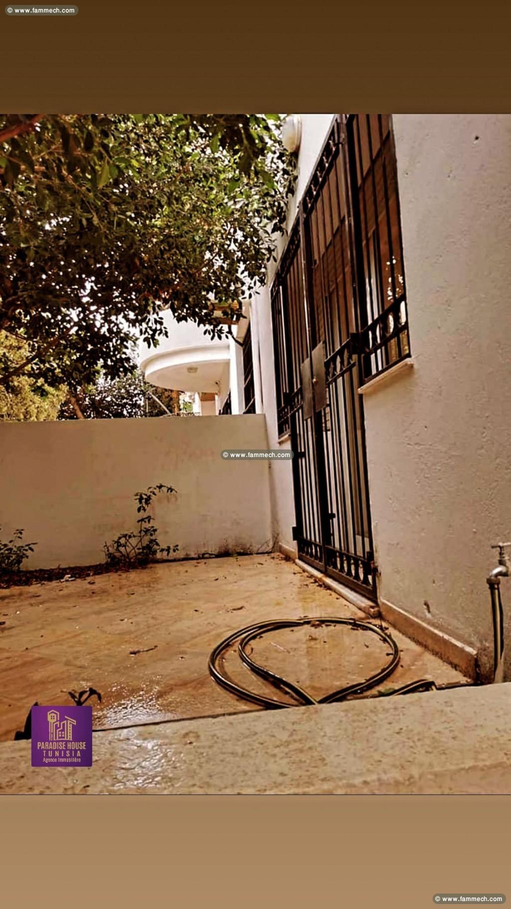 Duplex 250m2 cite wahat