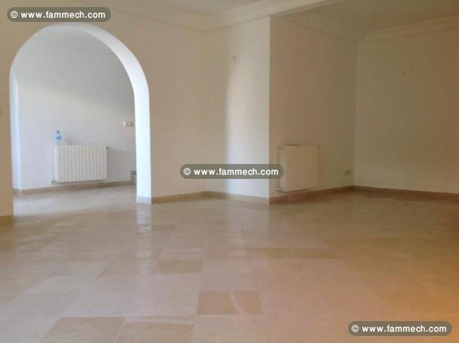 Duplex à proximitė de la route du Relais 1700dt