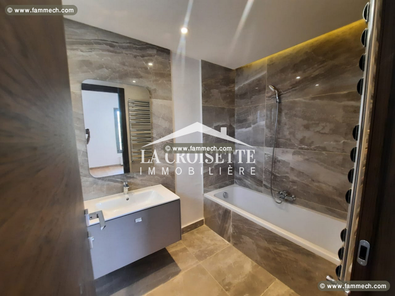 Duplex S+2 avec terrasse à Gammarth MDL0549