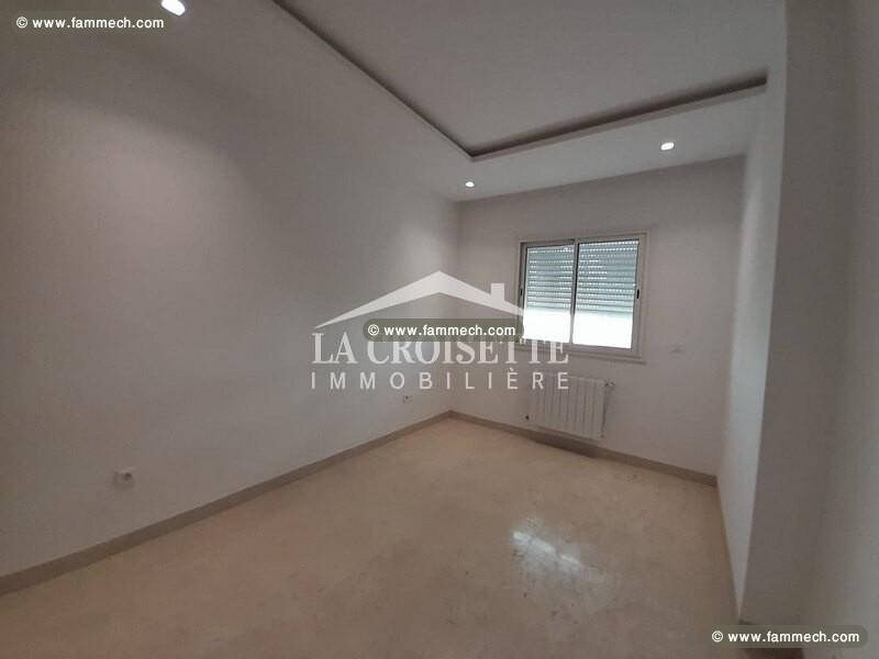 Duplex S+3 avec terrasse aux Jardins de Carthage 