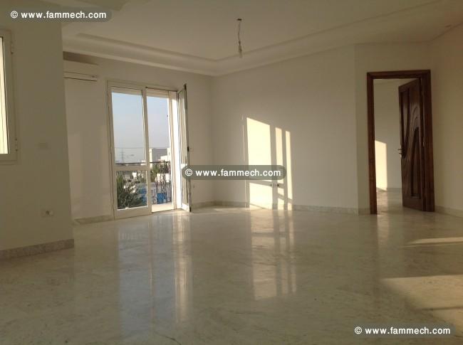 Duplex s+4 tres haut standing jardins de carthage