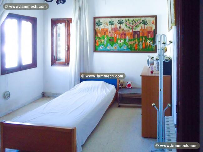 Etage de villa (meublé ou non) à manouba centre
