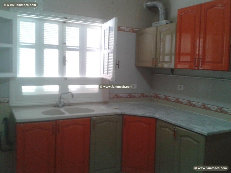 Étage de villa à louer (S+2) El Agba 